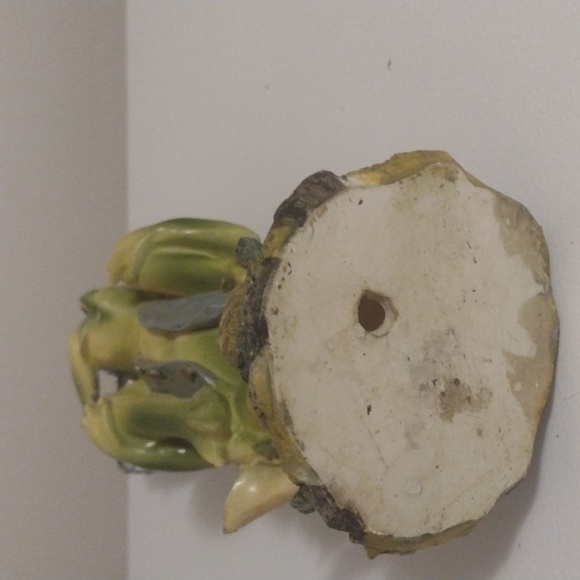 Toad and frog friends statue going fishing 13 1/2 inches resin - Picture 10 of 10